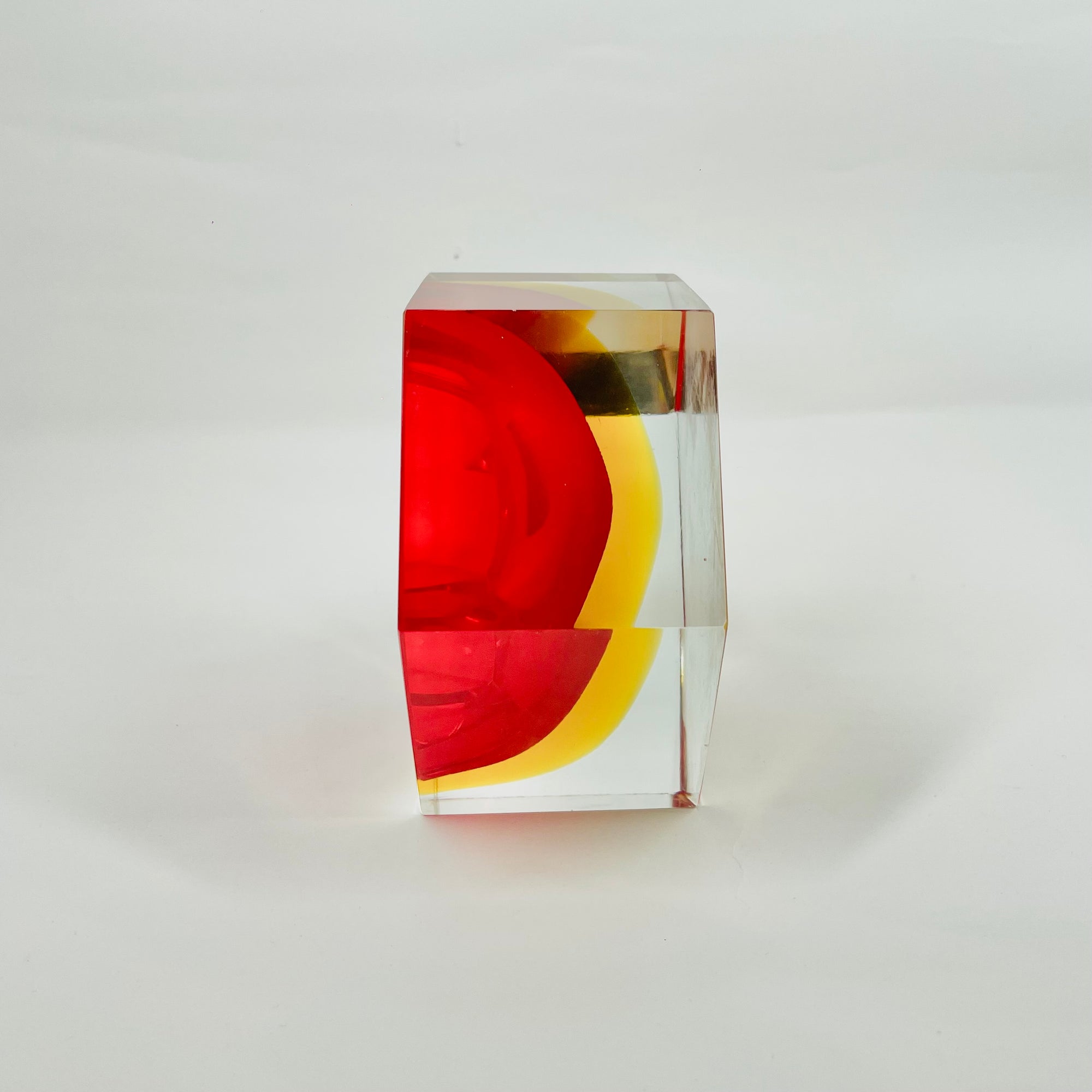 1950s RED RUBY GOLD MURANO MANDRUZZATO SOMMERSO FACETED GLASS HEXAGON BOWL