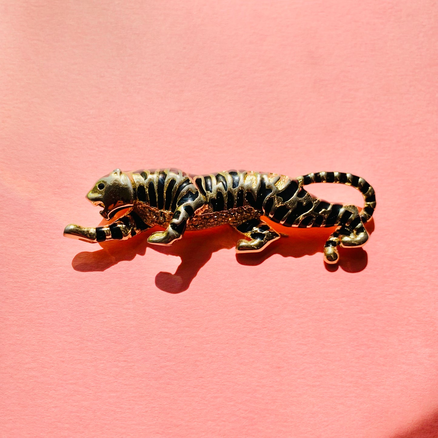 1980s COSTUME ENAMEL TIGER BROOCH