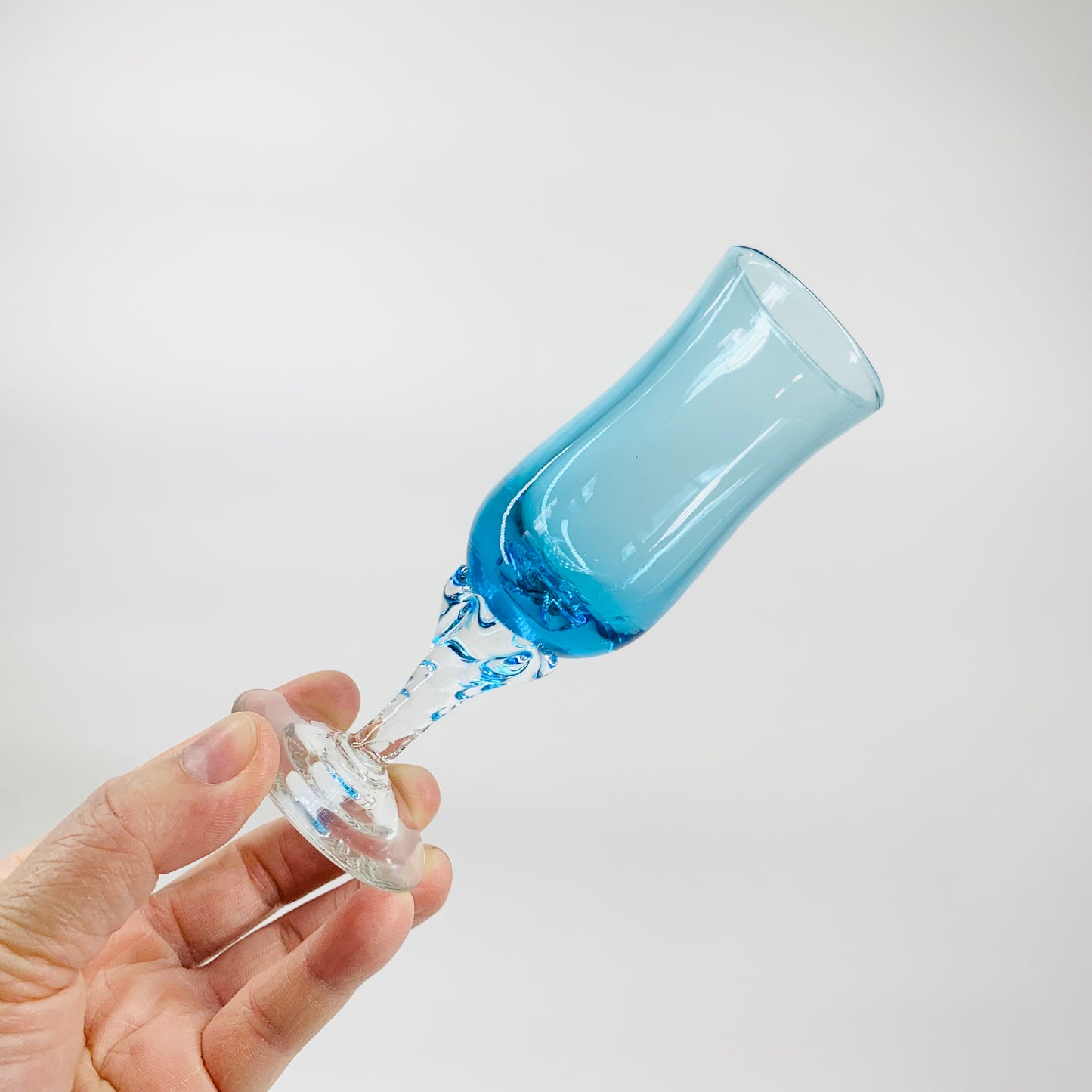 TURQUOISE SHOT/LIQUEUR GLASSES