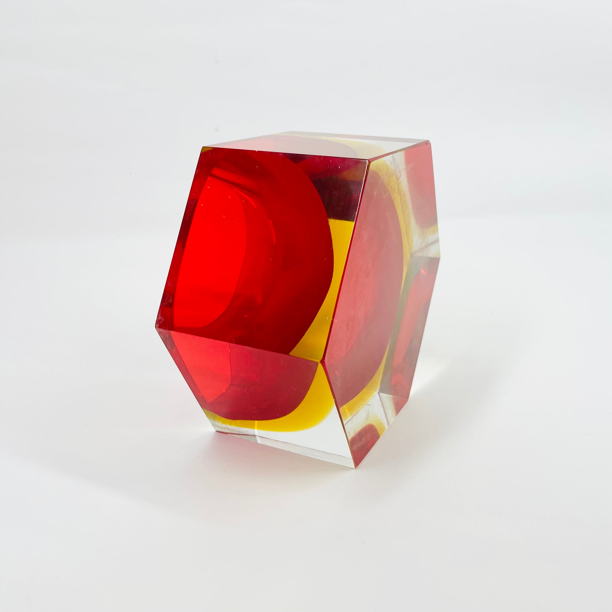 1950s RED RUBY GOLD MURANO MANDRUZZATO SOMMERSO FACETED GLASS HEXAGON BOWL