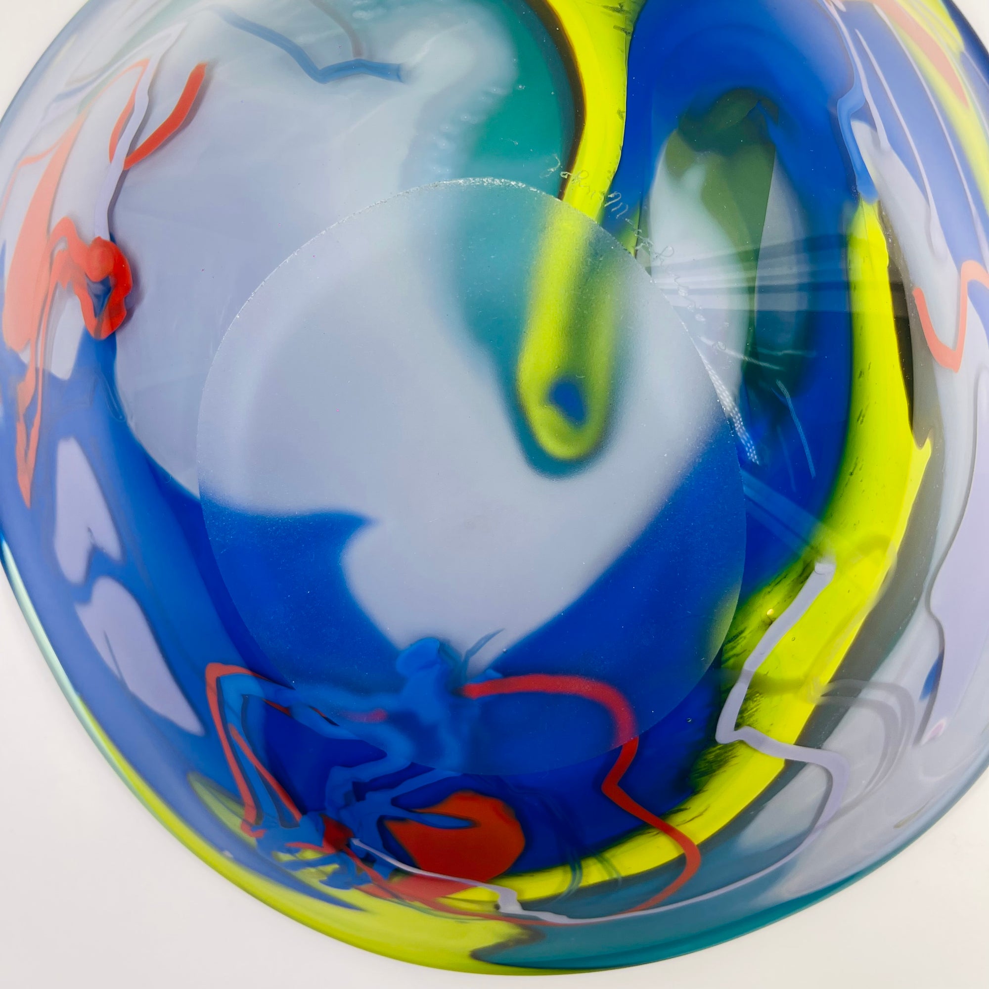 1987 HAND MADE HARLEQUIN CAMEO GREEN BLUE BASE SPATTER ART GLASS XL BOWL BY JOHN MACPHERSON