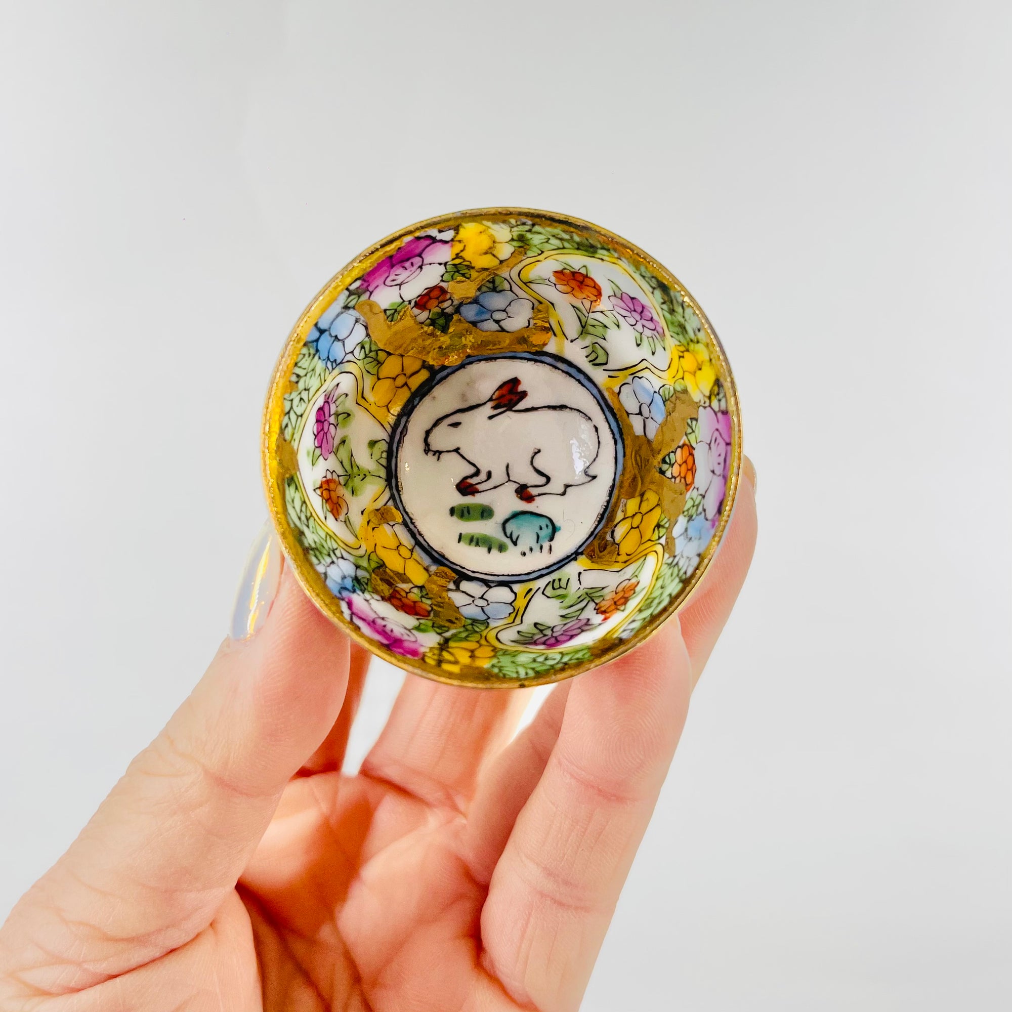 ANTIQUE CHINESE ZODIAC PORCELAIN MINI BOWL
