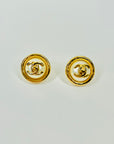 2024 CHANEL CC GOLD LOGO COSTUME PEARL TURNKEY PIERCED BUTTON EARRINGS