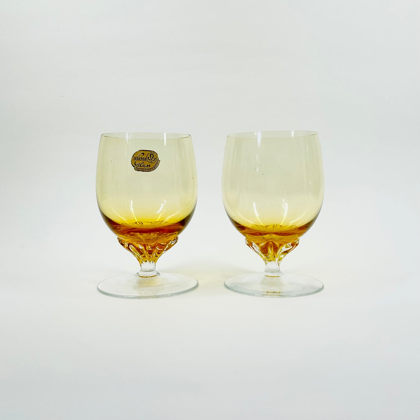 1950s BOHEMIAN AMBER TWIST STEM COCKTAIL GLASSES