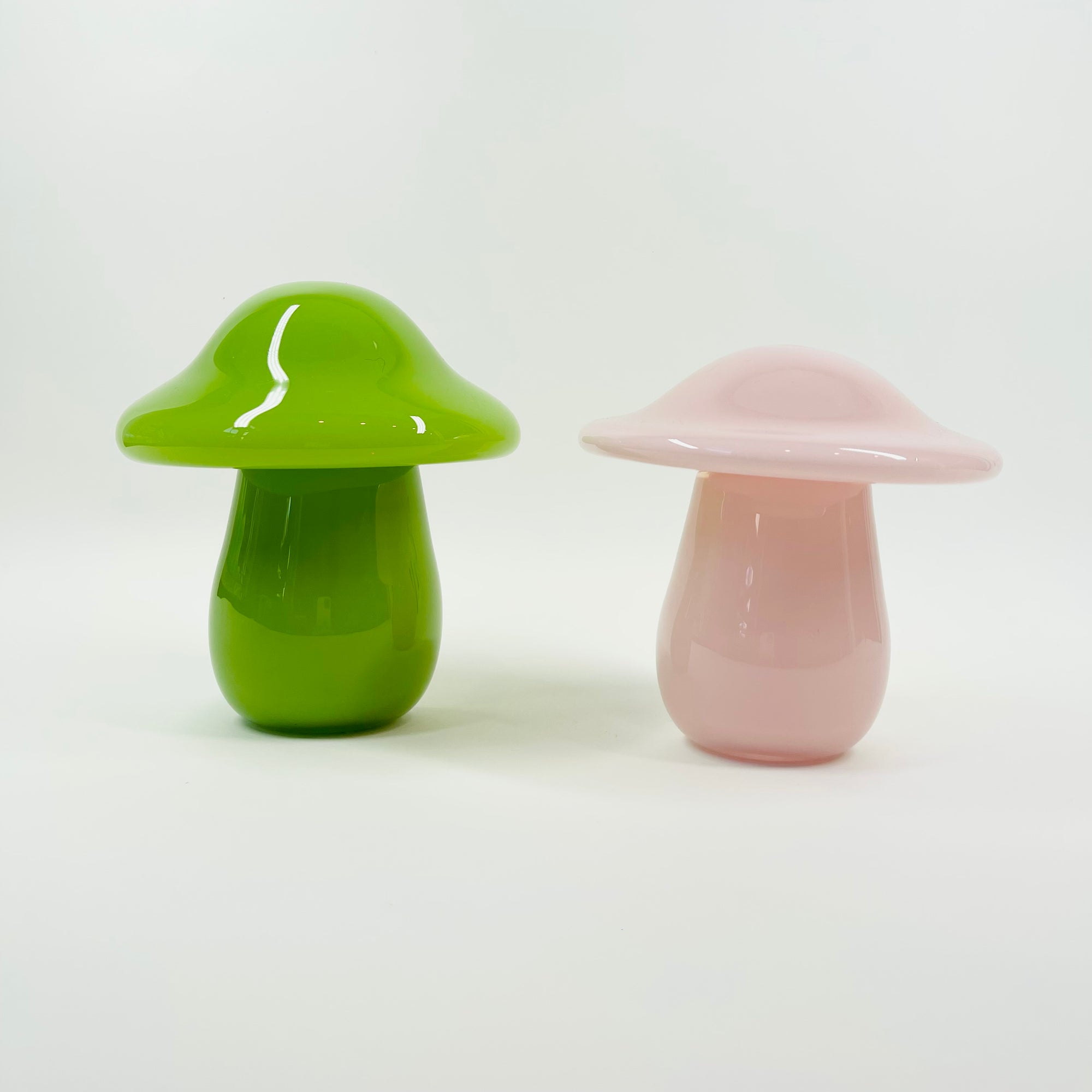 2019 MOUTH BLOWN CASED GLASS MUSHROOM BY SWEDISH ARTIST FORGLEN