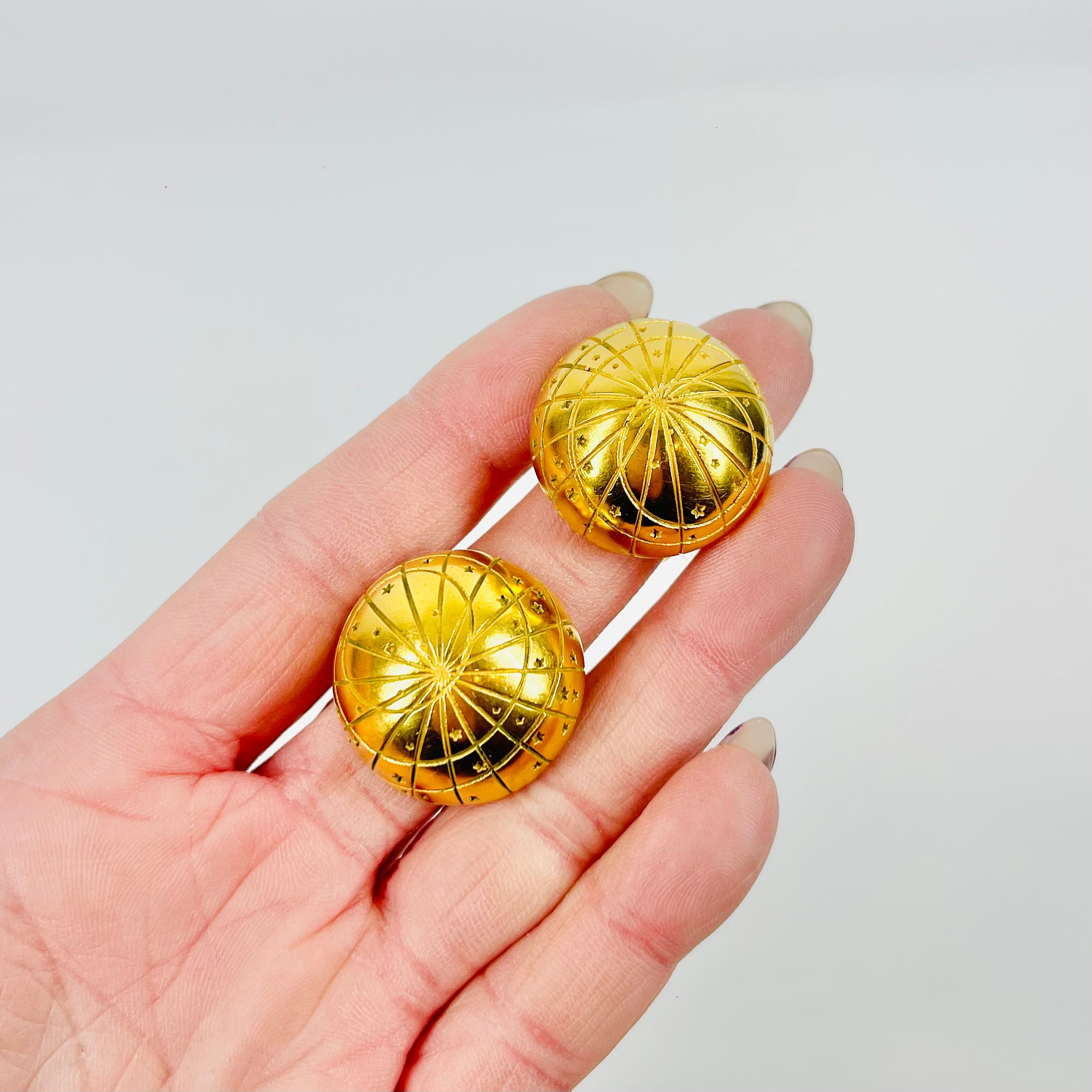1980s HERMES ETCHED ATLAS BUTTON CLIP ON EARRINGS