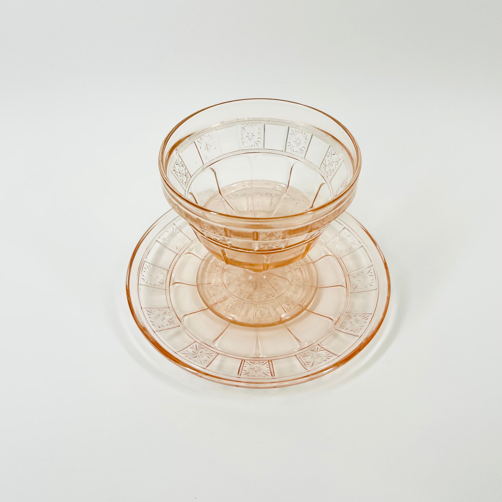 ANTIQUE DEPRESSION PINK PRESSED GLASS PLATE/BOWL/DINNER SERVICE
