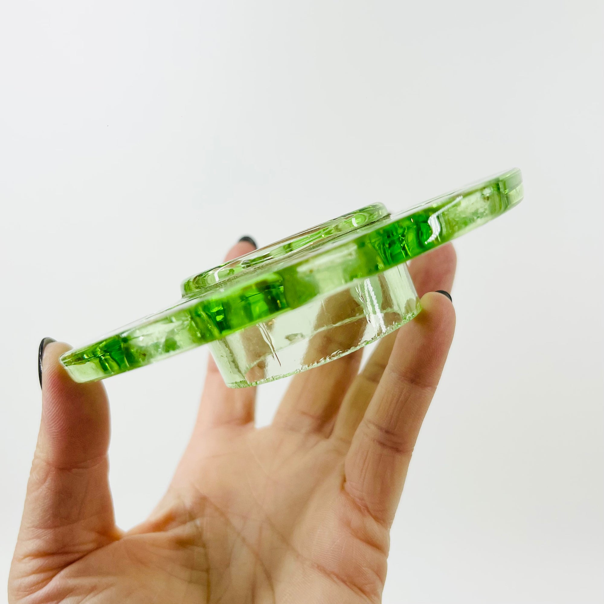 ANTIQUE GREEN DEPRESSION URANIUM GLASS FLOWER FROG