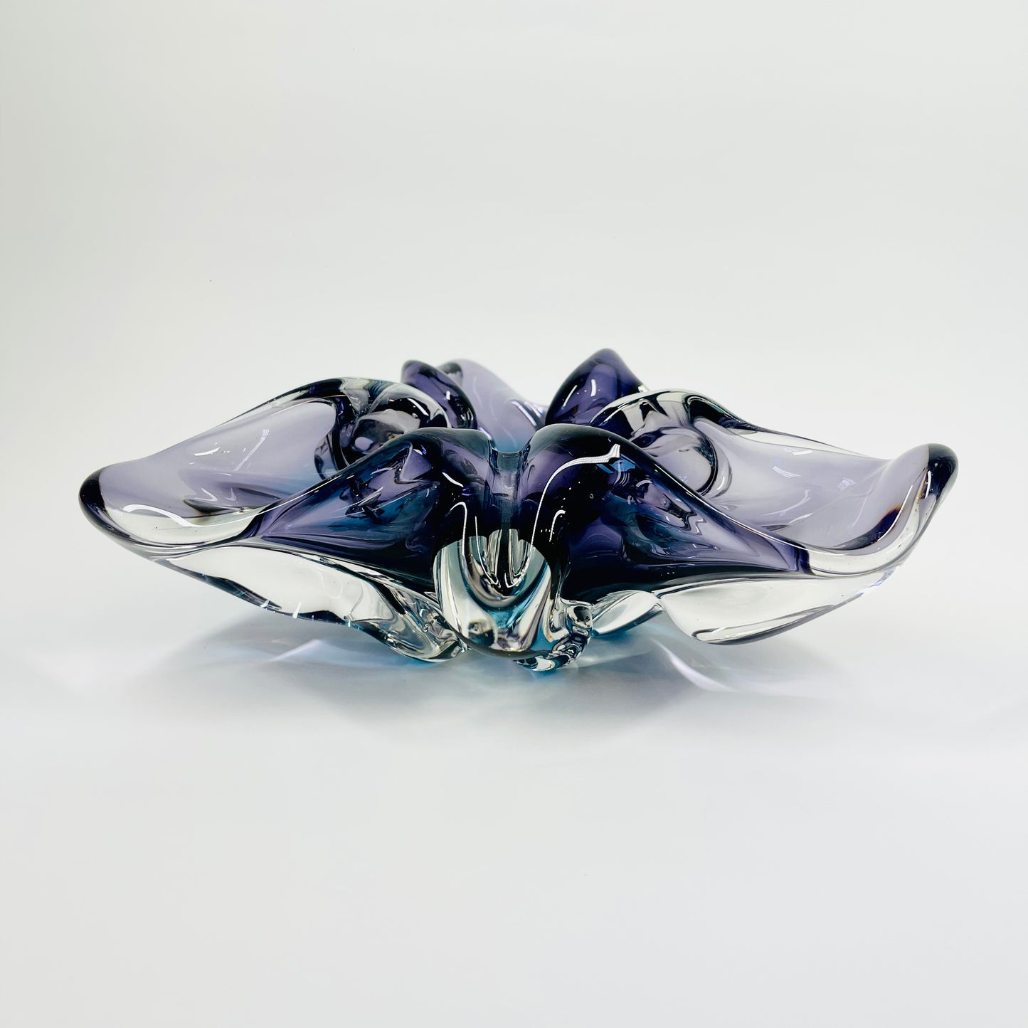 1950s JAPANESE HINERI PURPLE BLUE SOMMERSO GLASS TREFOIL BOWL/ASHTRAY