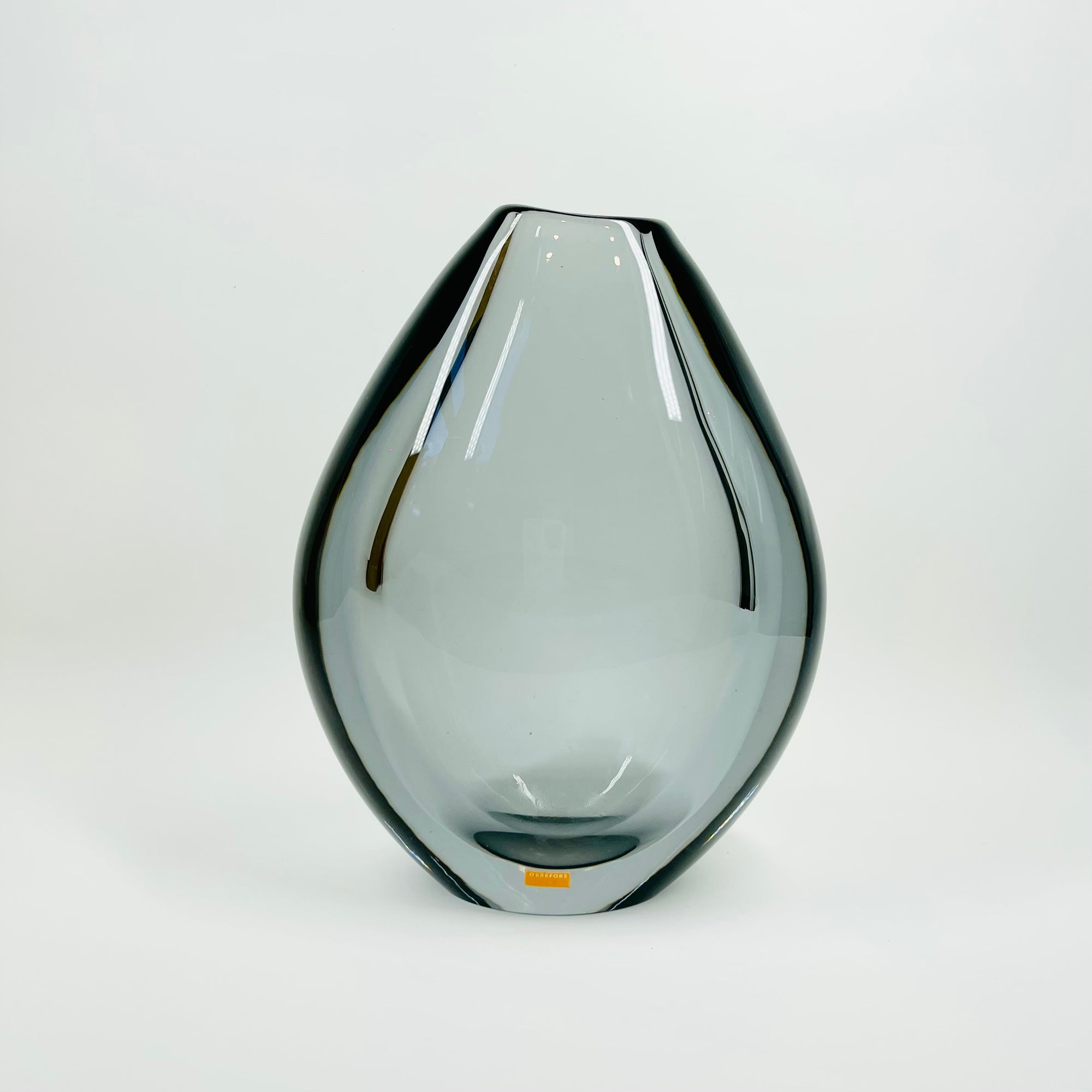 1950s GREY SOMMERSO GLASS VASE BY SVEN PALMQVIST FOR ORREFORS