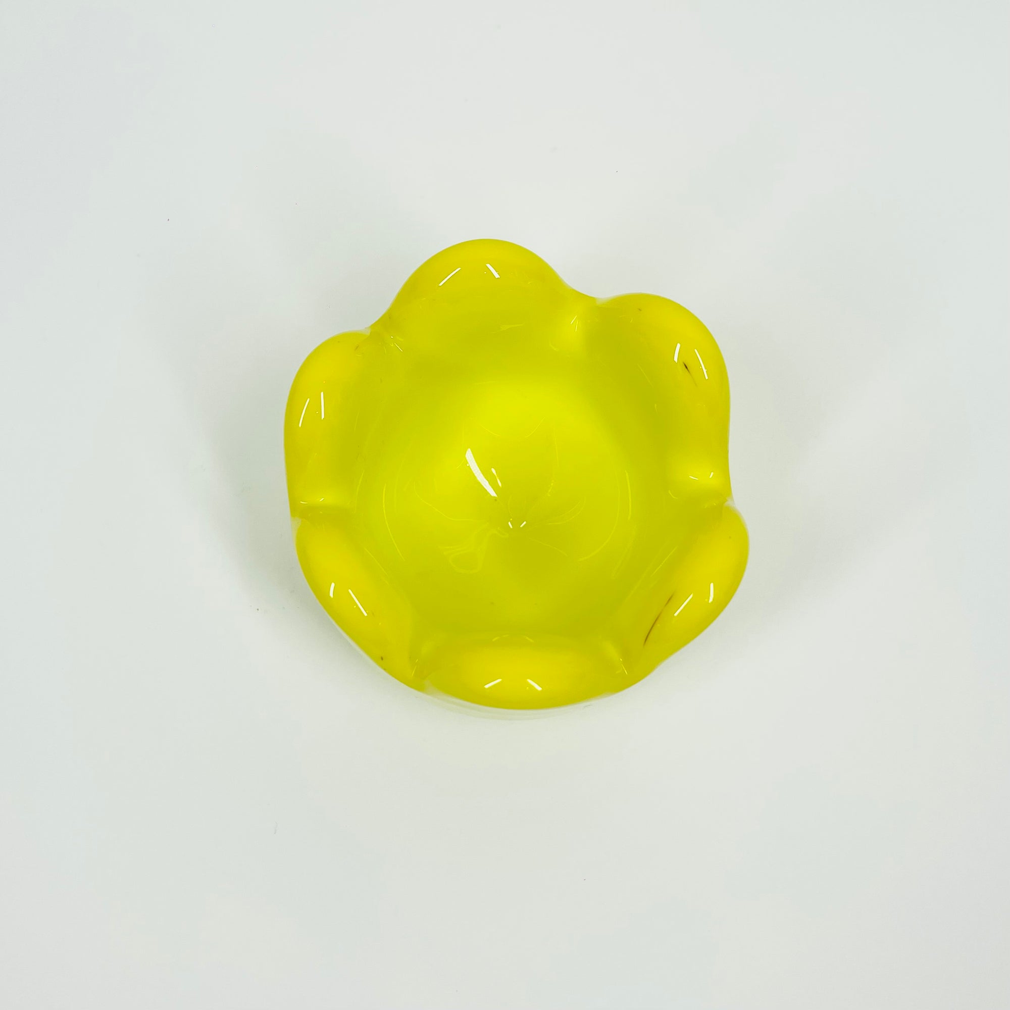 1960s SWEDISH YELLOW LEMON CASED GLASS BOWL BY INGEBORG LUNDIN FOR ORREFORS