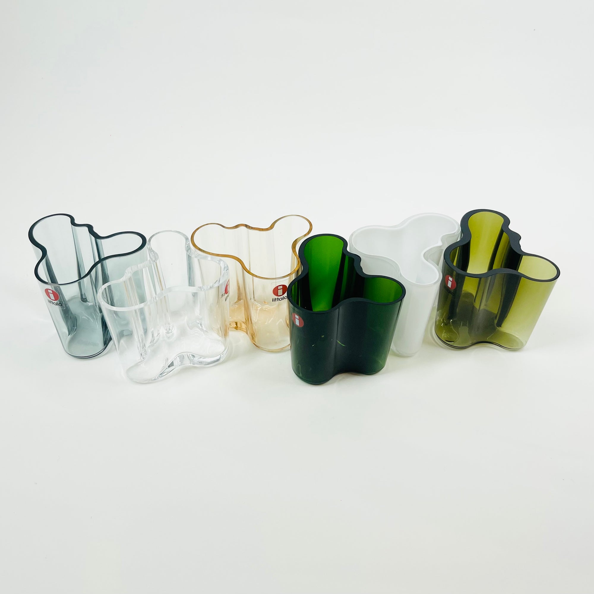 LIMITED EDITION MINIATURE IITTALA ALVAR AALTO VASE