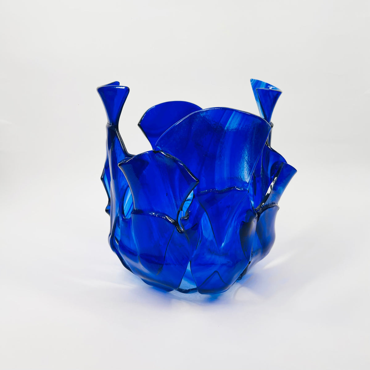 1980s HAND MADE COBALT BLUE FUSED GLASS HANDKERCHIEF BOWL/VASE