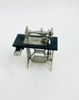 VINTAGE MINIATURE SEWING MACHINE