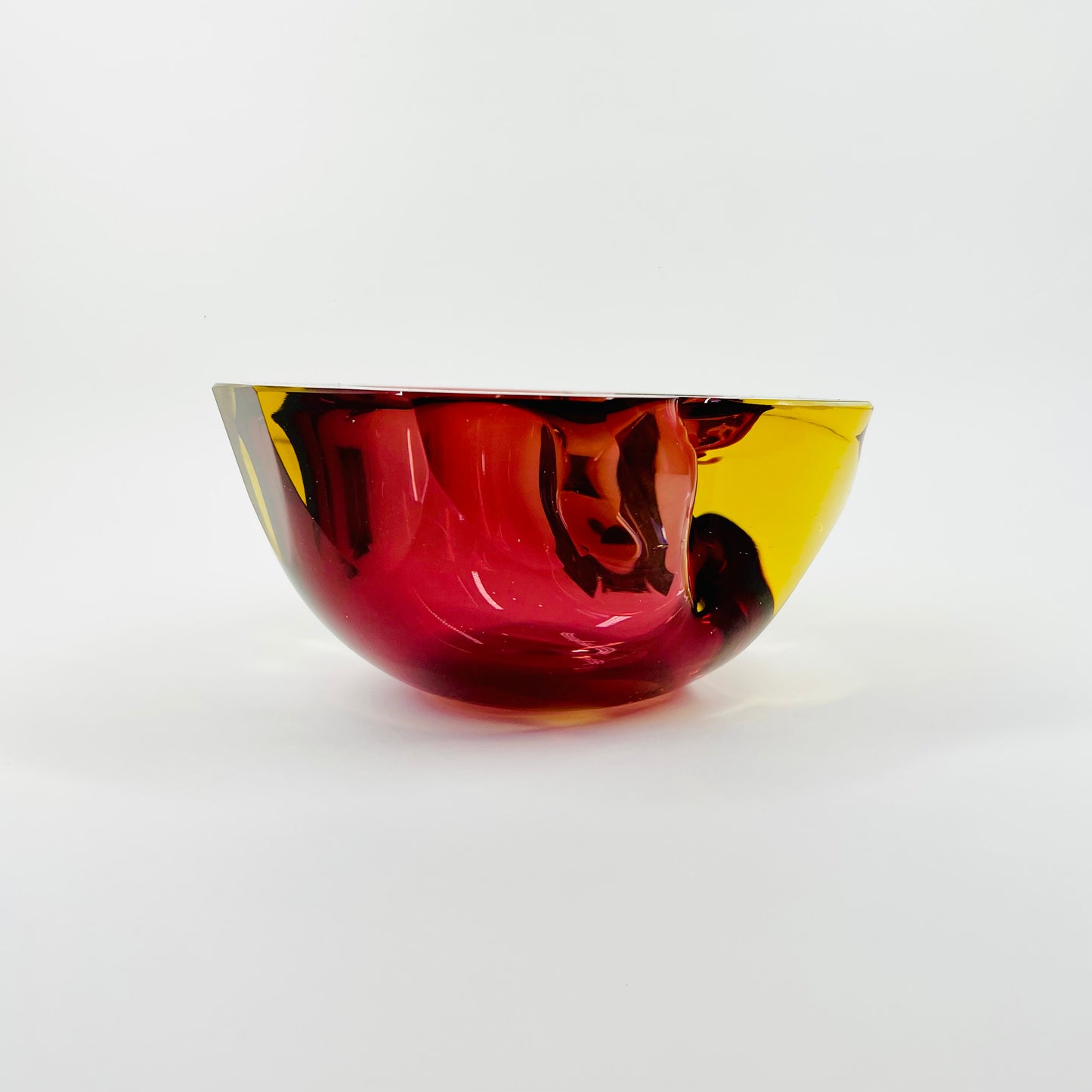 1950s FACETED TRI-COLOUR GEODE MANDRUZZATO BOWL