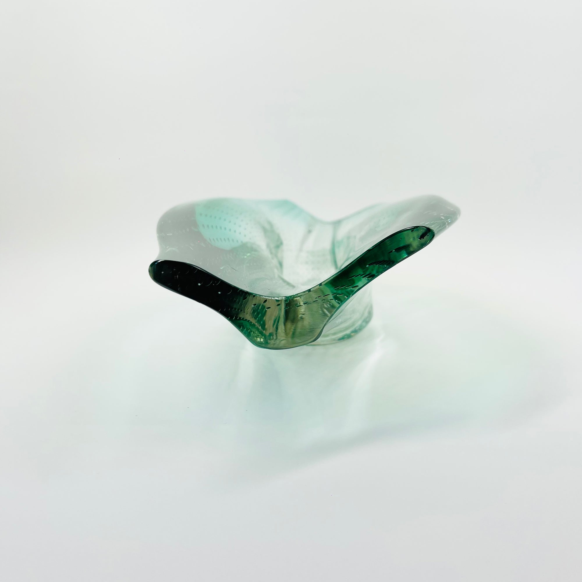 1950s MURANO TURQUOISE BLUE GLASS BOWL/ASHTRAY WITH CONTROLLED BUBBLES