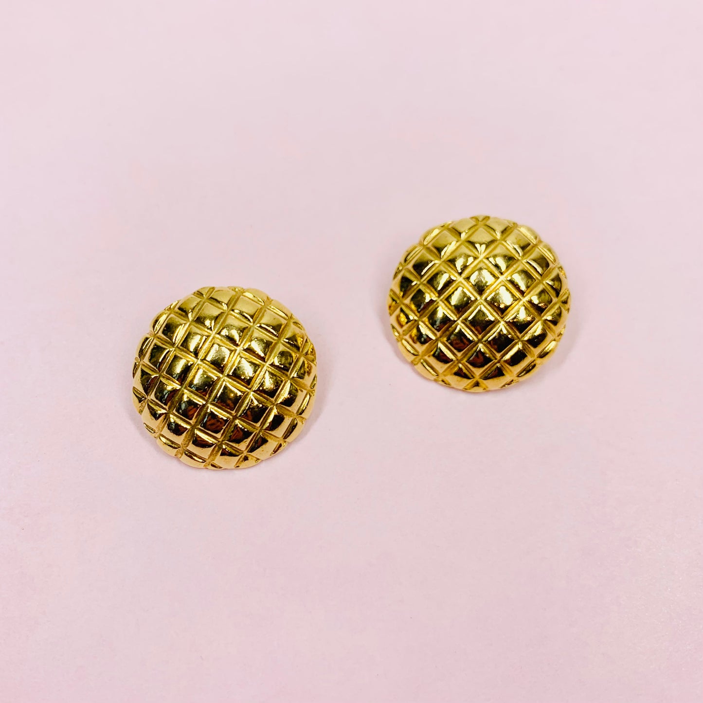 80s QUILTED BUTTON EARRINGS