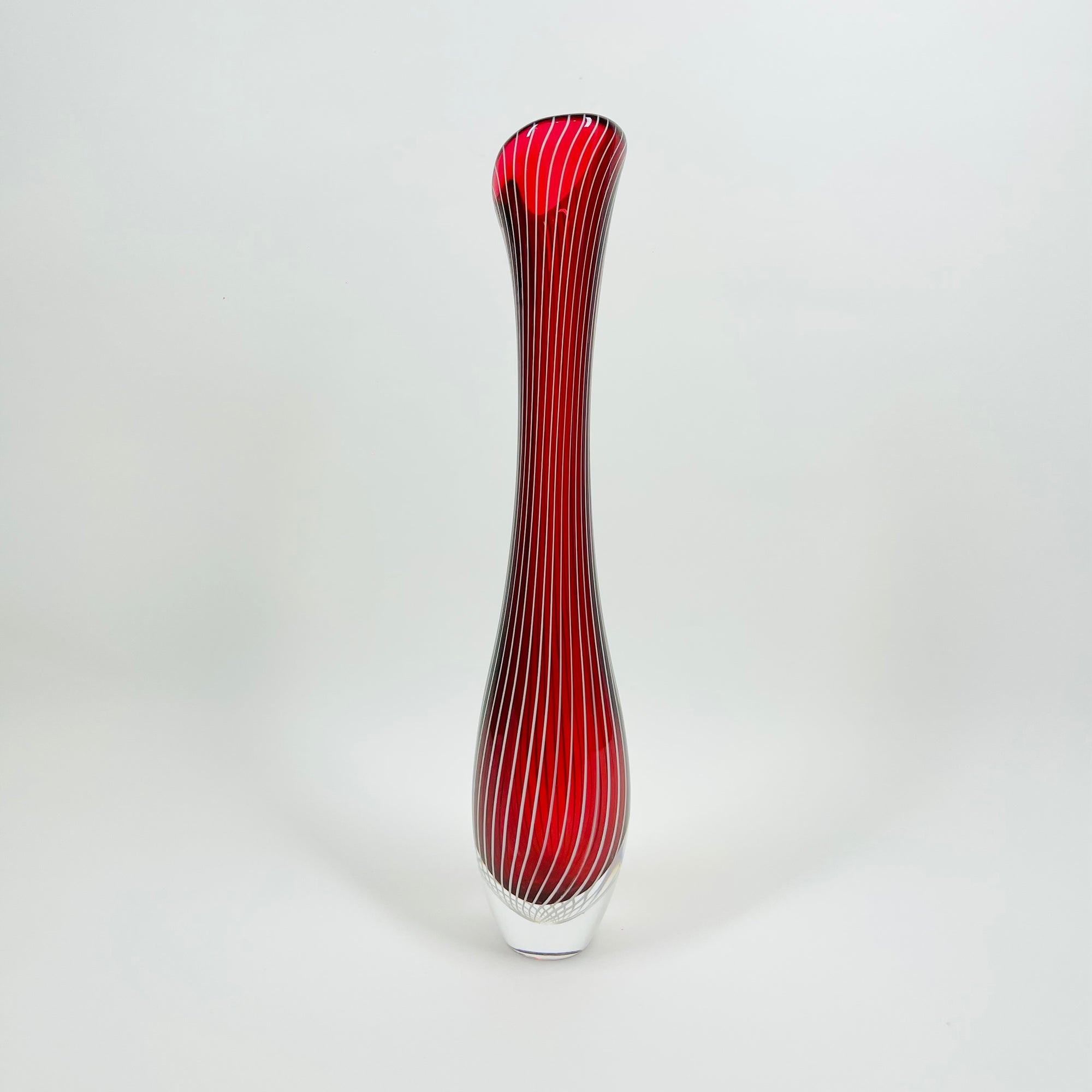 1960s ZEBRA SOMMERSO GLASS VASE BY VICKE LINDSTRAND FOR KOSTA BODA