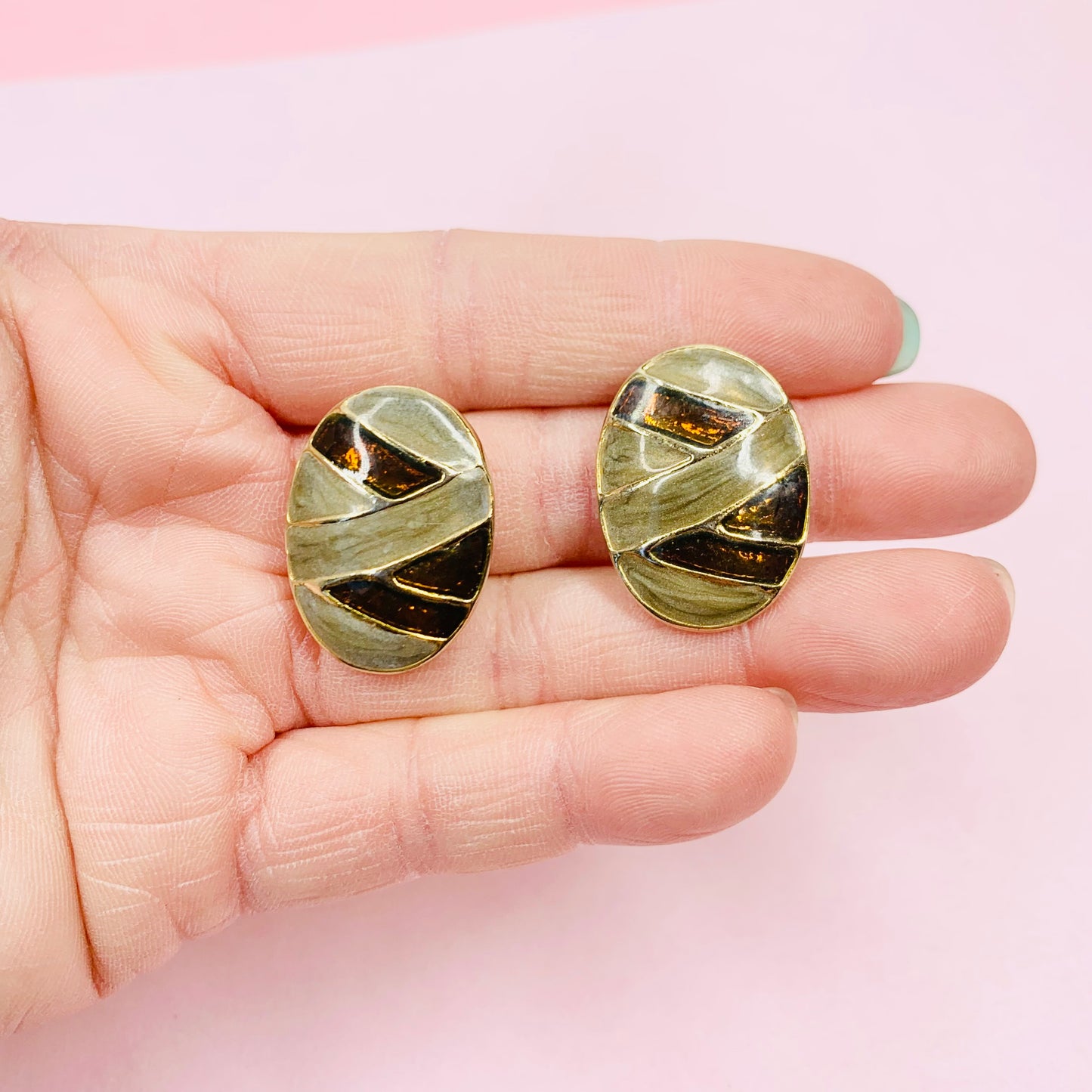 1960s BROWN ENAMEL EARRINGS