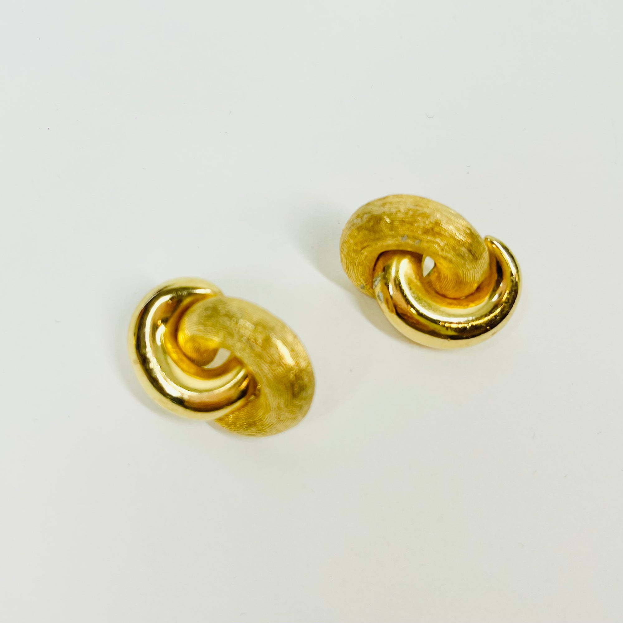 1960s CHRISTIAN DIOR TEXTURED KNOTS EARRINGS