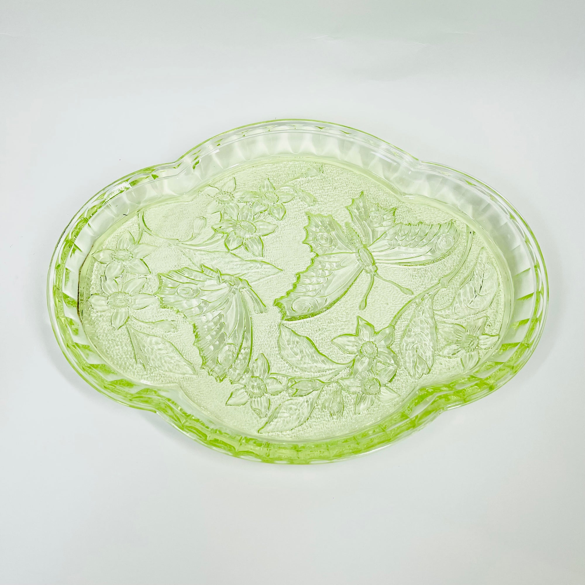 ANTIQUE ART DECO URANIUM GLASS VANITY SET
