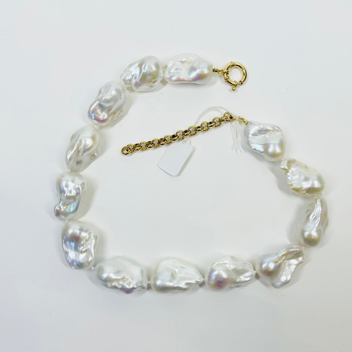 HANDMADE FRESHWATER BAROQUE PEARLS NECKLACE