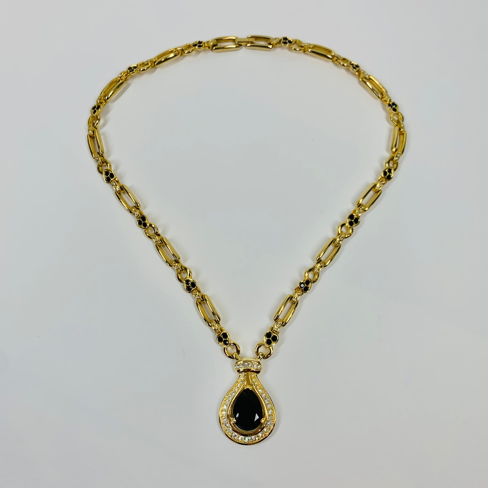 80s BARCS BOLD PEAR DROP NECKLACE SUITE