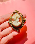 50s COSTUME CAMEO BROOCH LOCKET WITH FILIGREE BORDER