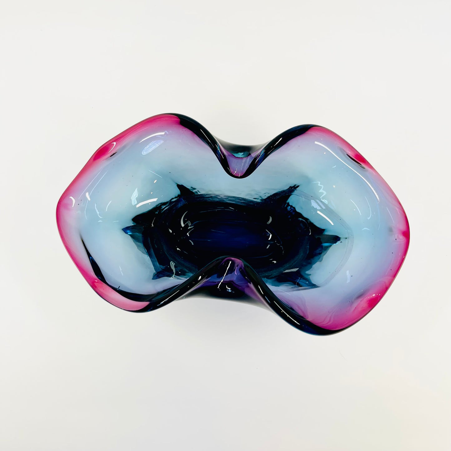 1970s MURANO PURPLE BLUE PINK TIE DYE LIP BOWL