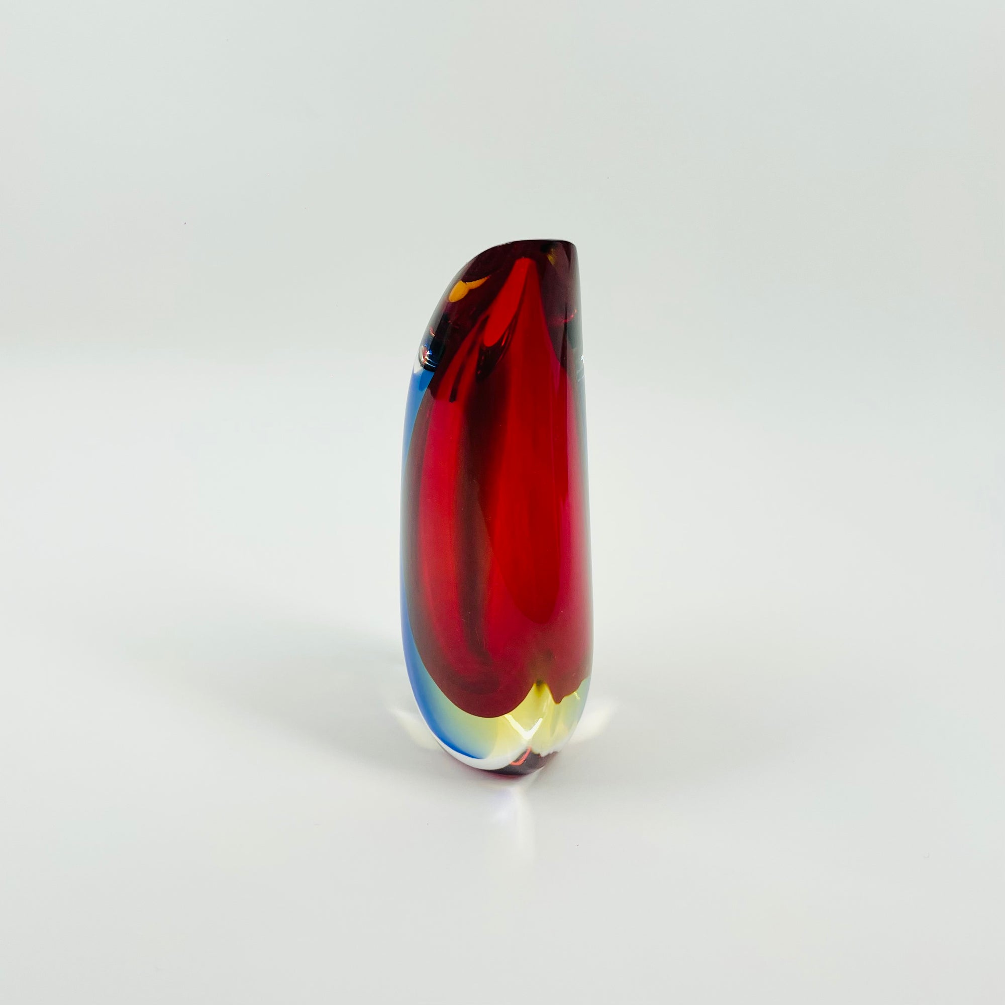 SIGNED 1950s ITALIAN MURANO HARLEQUIN SOMMERSO GLASS MINI SWUNG VASE