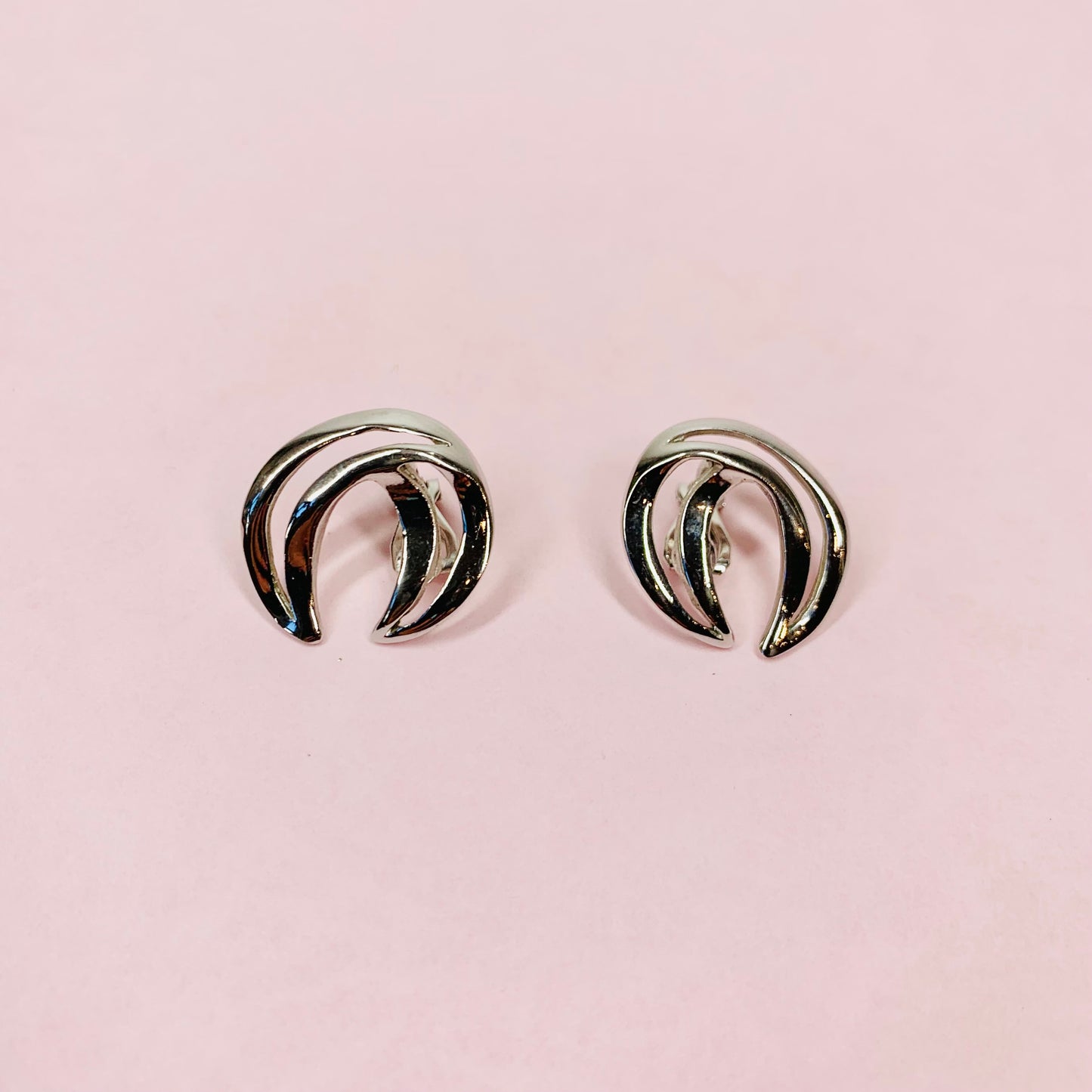 1950s HORSESHOE EARRINGS