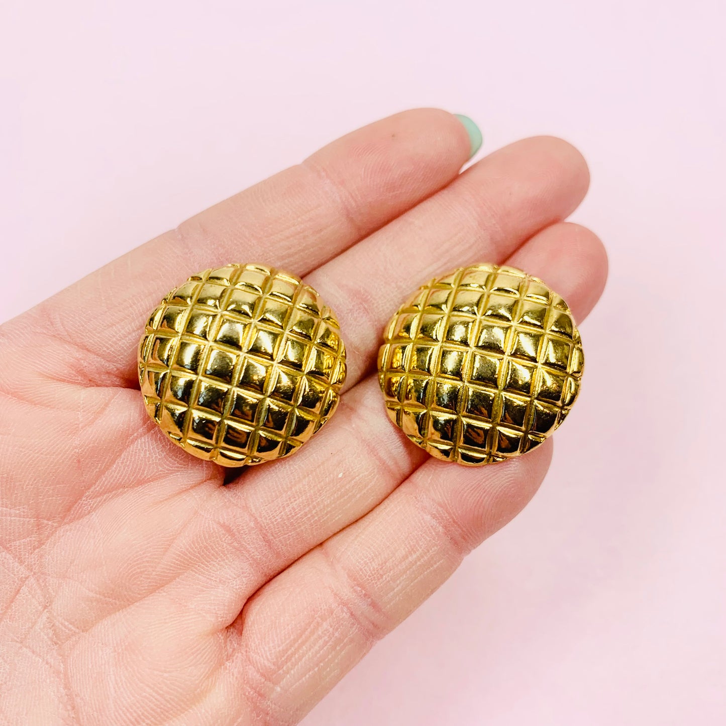 80s QUILTED BUTTON EARRINGS