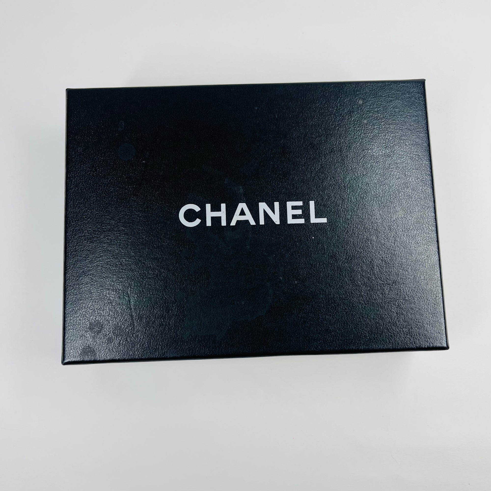 1990s CHANEL MATELASSE GOLD PLATED LOGO BELT
