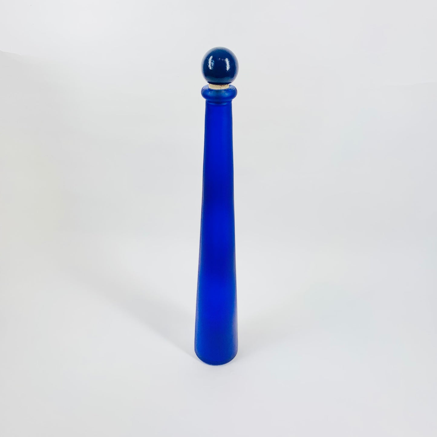 RETRO COBALT BLUE BOTTLE WITH WOOD STOPPER