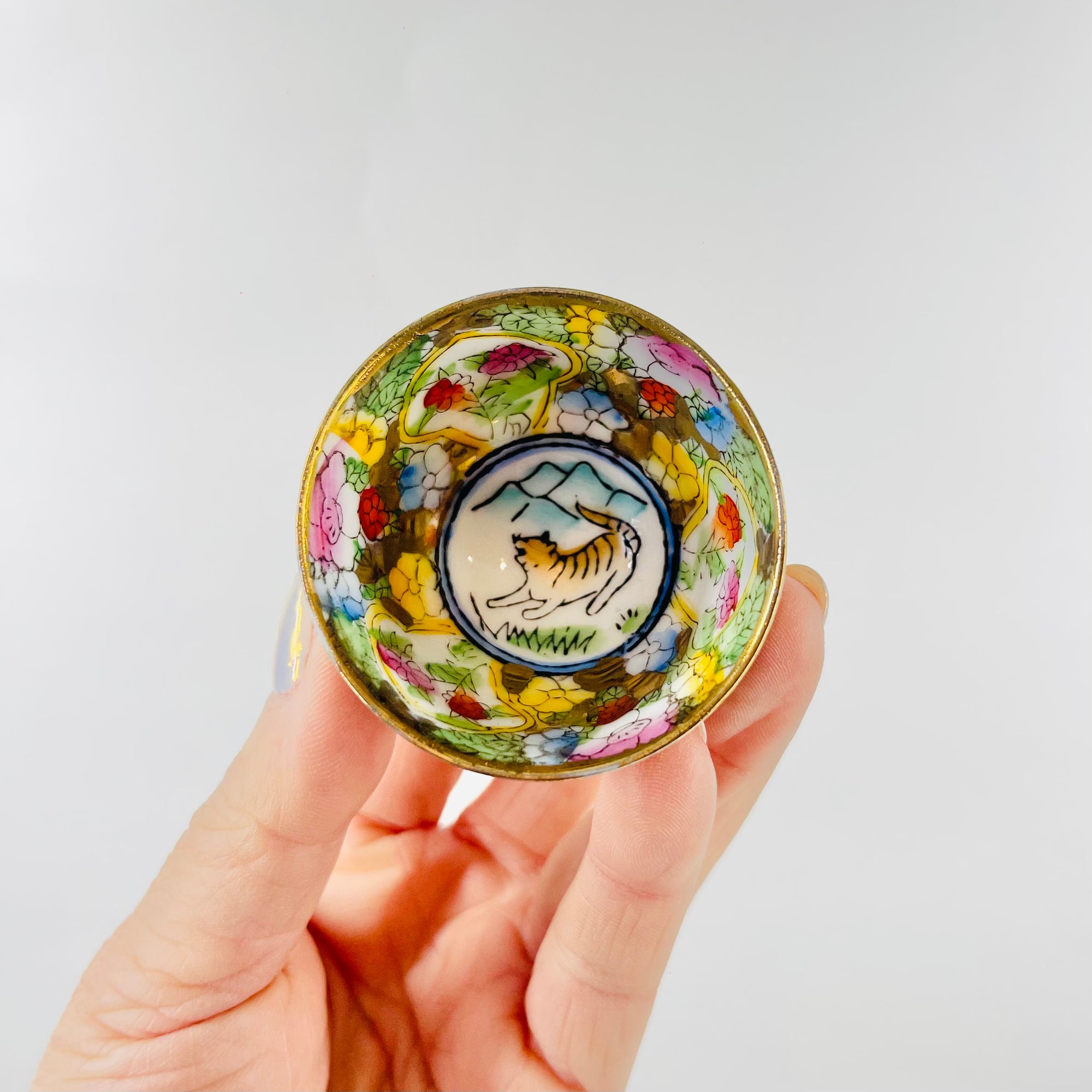 ANTIQUE CHINESE ZODIAC PORCELAIN MINI BOWL