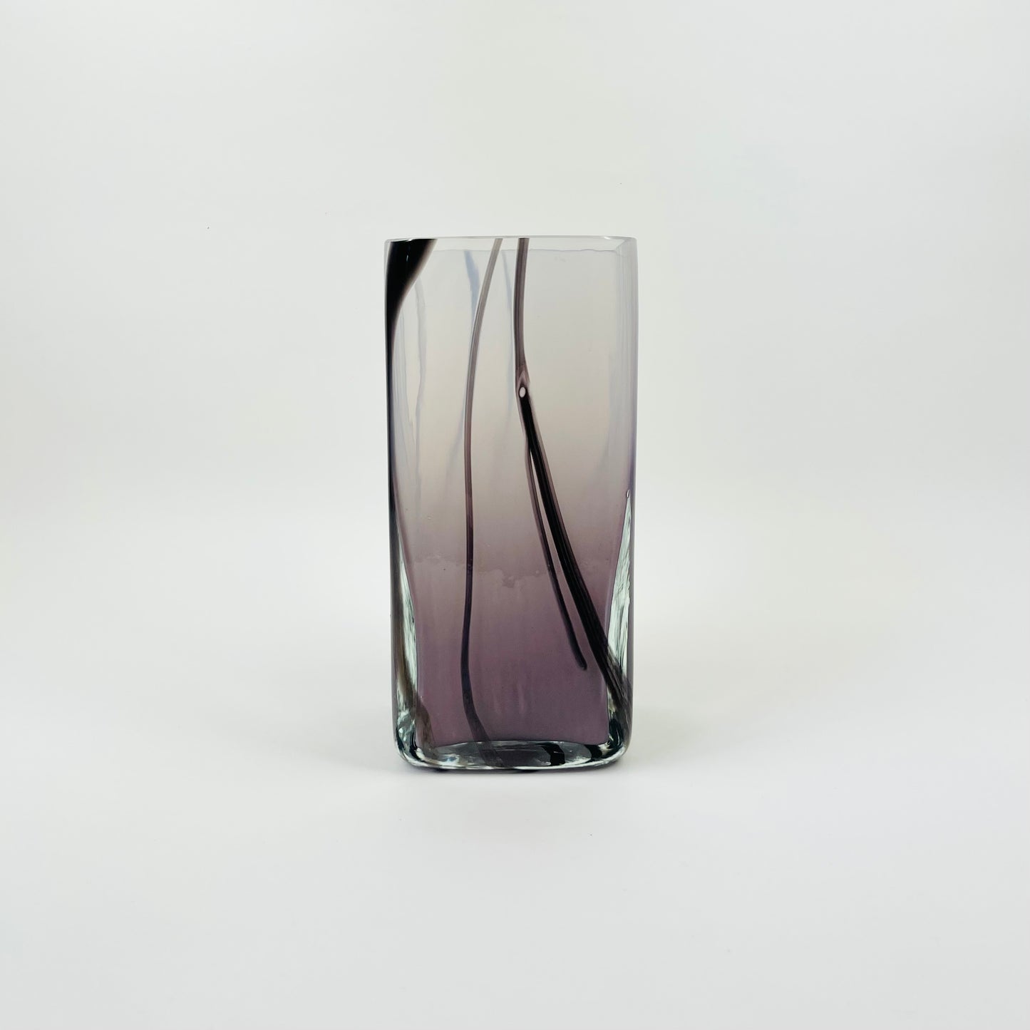 1980s AUSTRALIAN PURPLE ART GLASS VASE