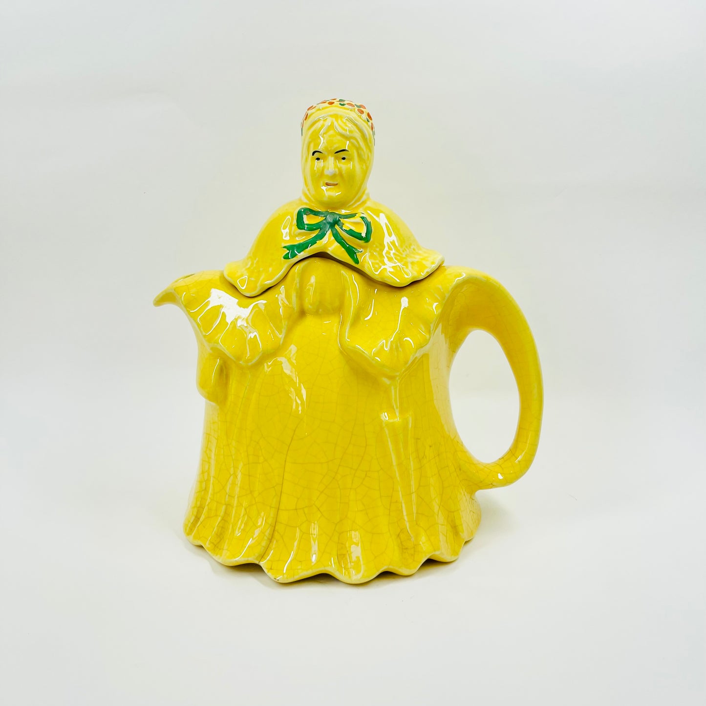 1930s HAND PAINTED ENGLISH YELLOW PORCELAIN LADY TEA POT