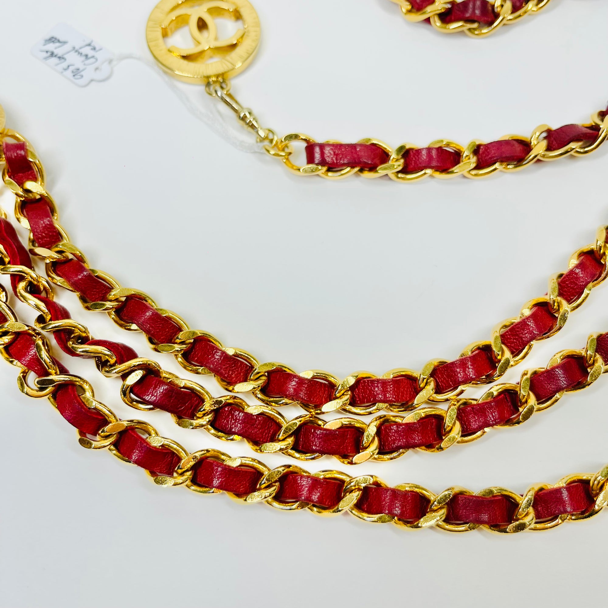 1984 CHANEL MATELASSE RED/BURGUNDY LEATHER GOLD PLATED LOGO BELT