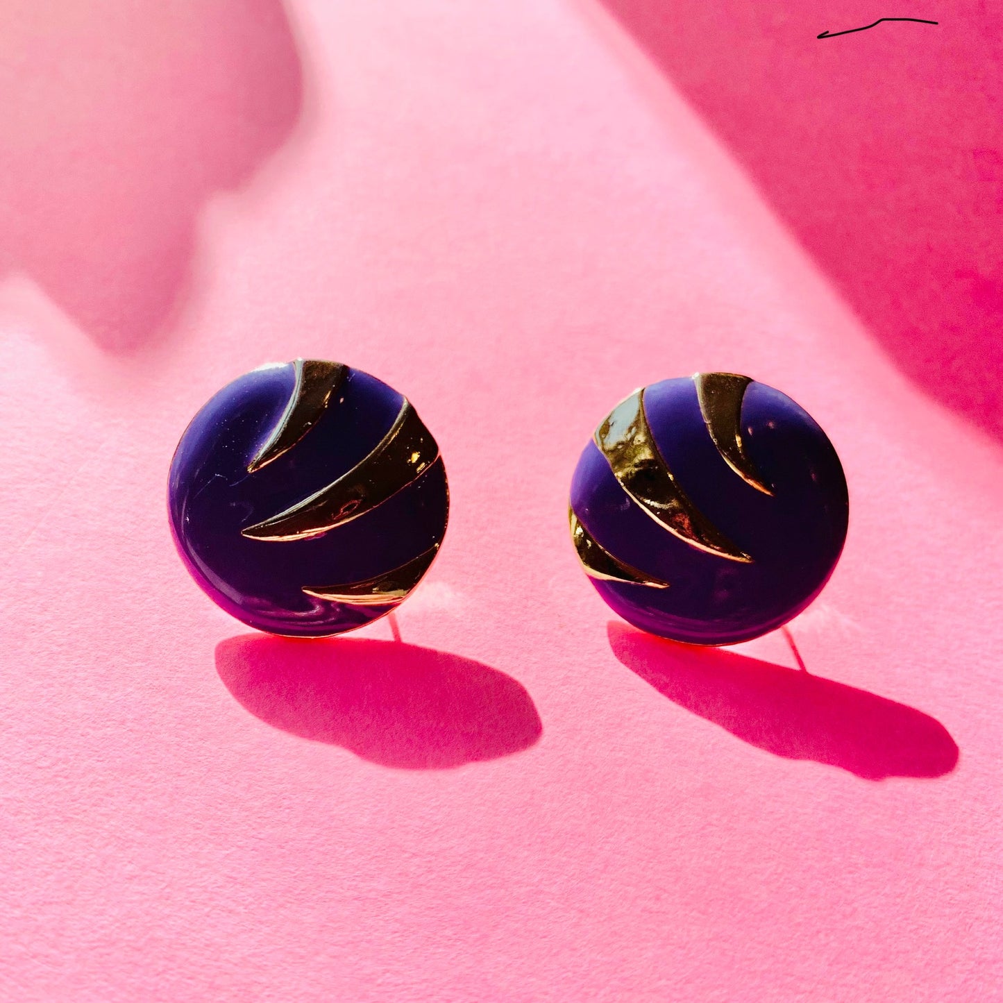 70s PURPLE ENAMEL EARRINGS