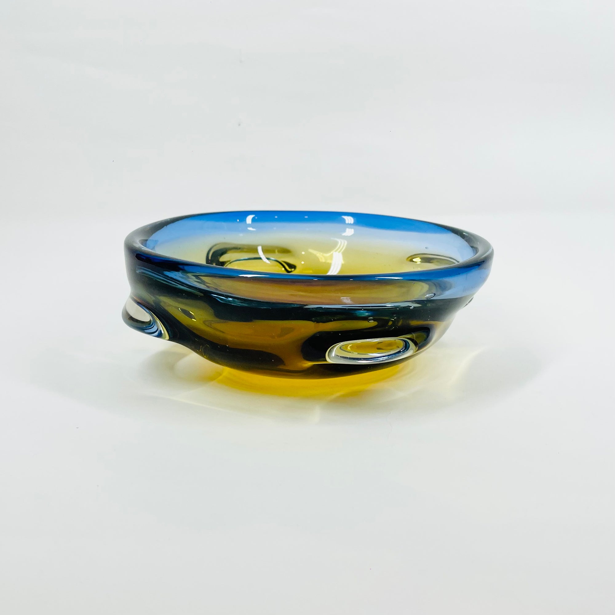 1960s MURANO BLUE AMBER SOMMERSO GLASS PINCHED BOWL/ASHTRAY