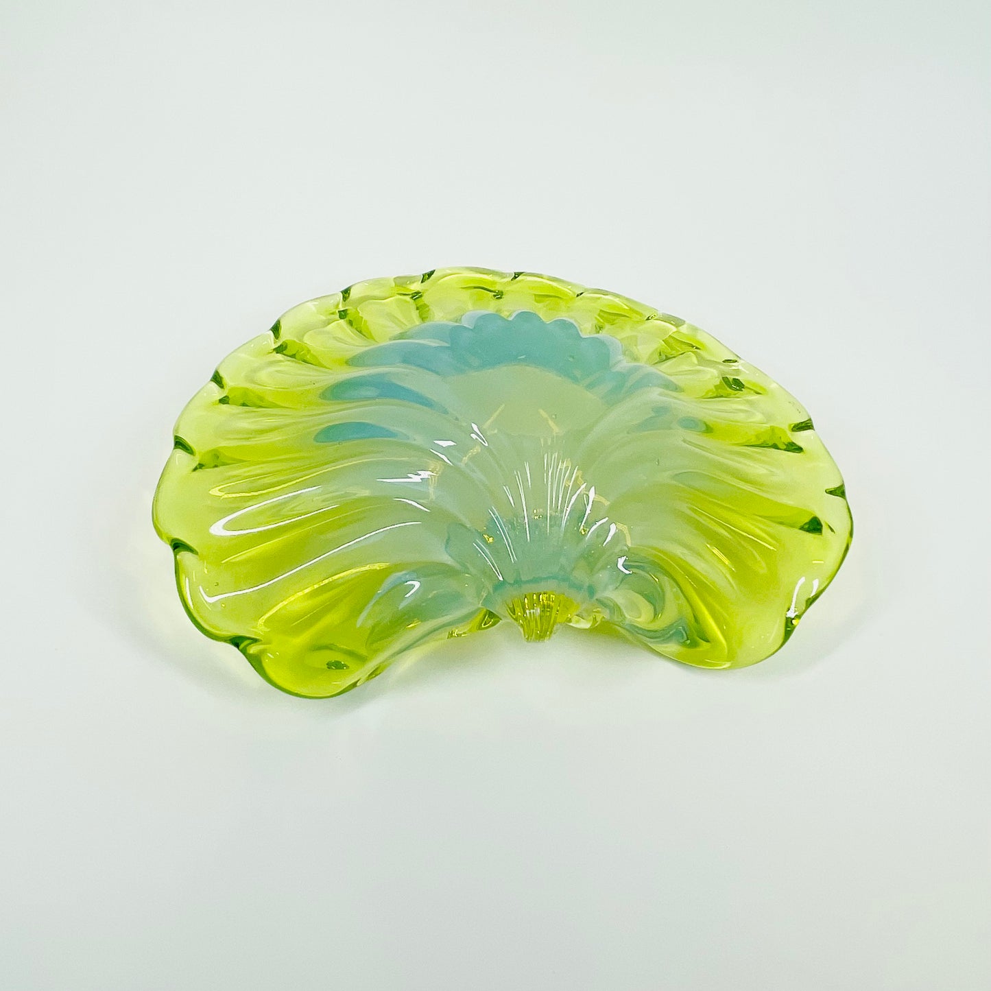 1950s MURANO GREEN OPALESCENT SHELL BOWL