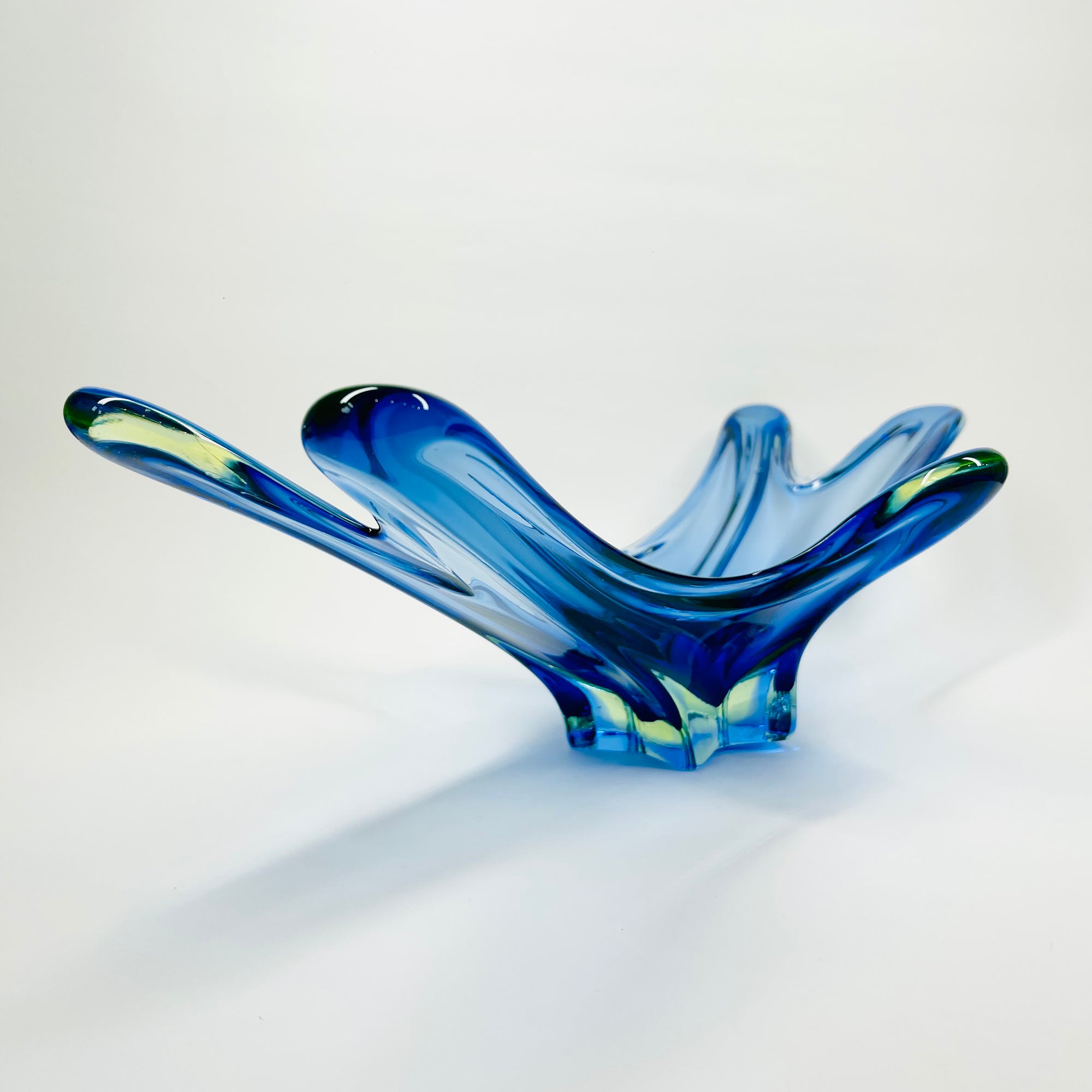 X-LARGE 1940s URANIUM MURANO BLUE SOMMERSO GLASS BOWL