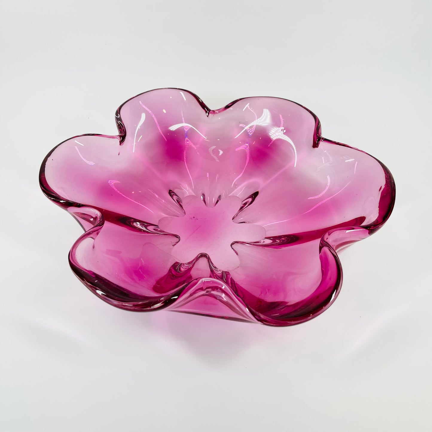 1970s PINK MURANO GLASS FLOWER BOWL