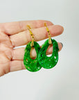 1950s GOLD PLATED CARVED JADE DROPLETS EARRINGS WITH CHINESE ORNAMENT MOTIVE