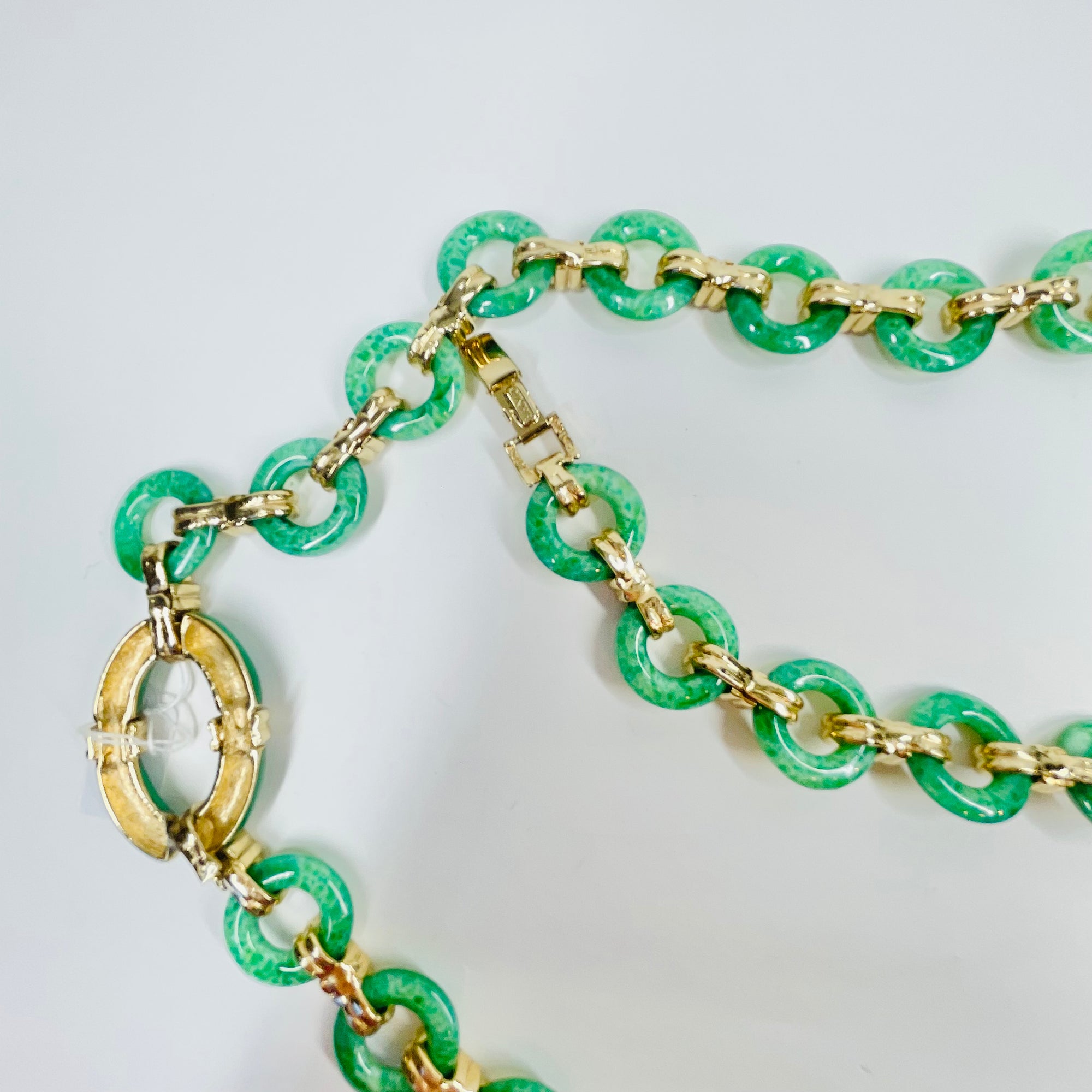 ANTIQUE ART DECO CINER GOLD PLATED JADE GLASS NECKLACE/BELT