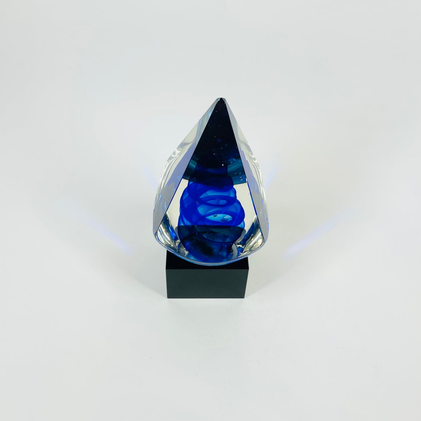 1980s FACETED MURANO COBALT BLUE ART GLASS OBELISK