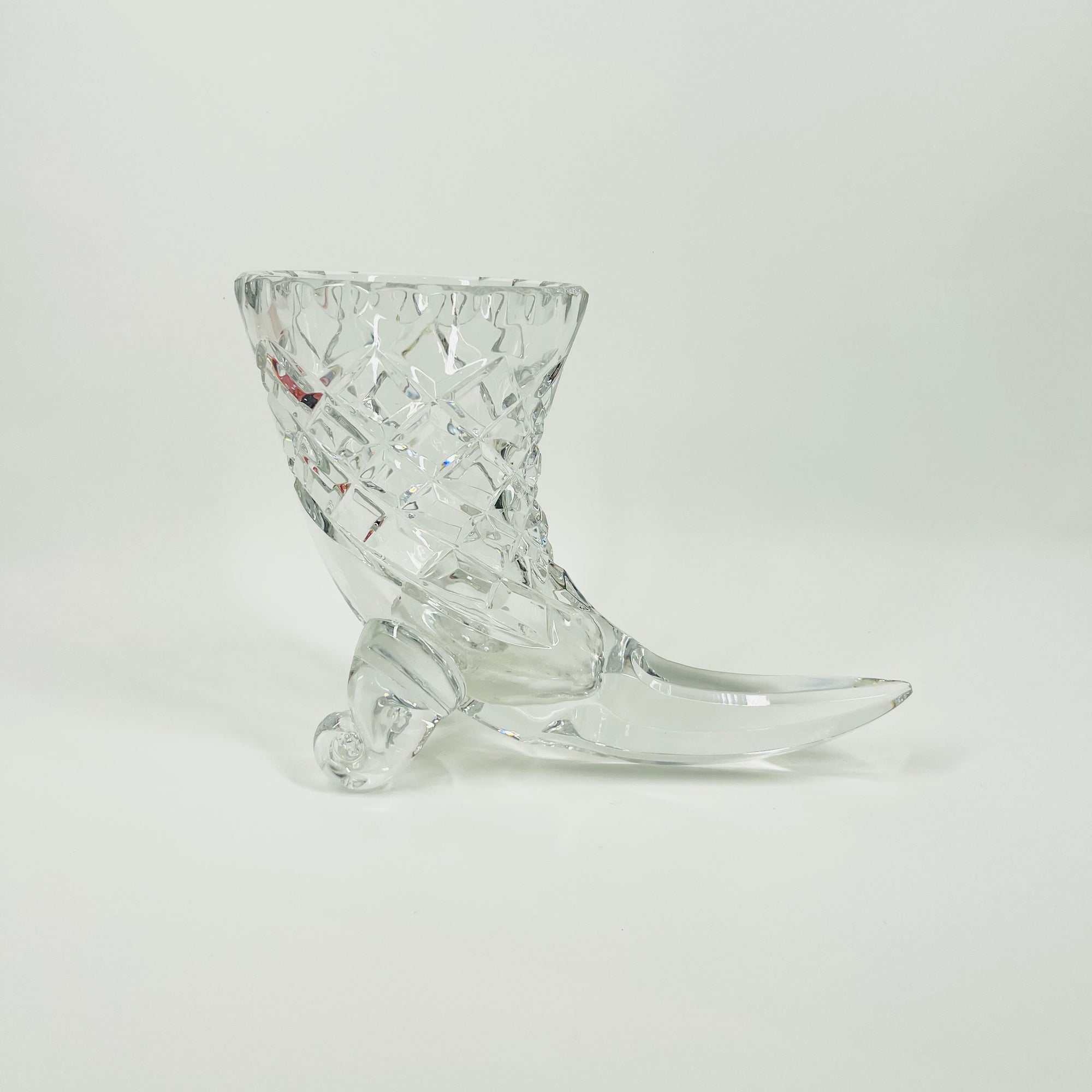 ANTIQUE BOHEMIAN CRYSTAL CORNUCOPIA VASE