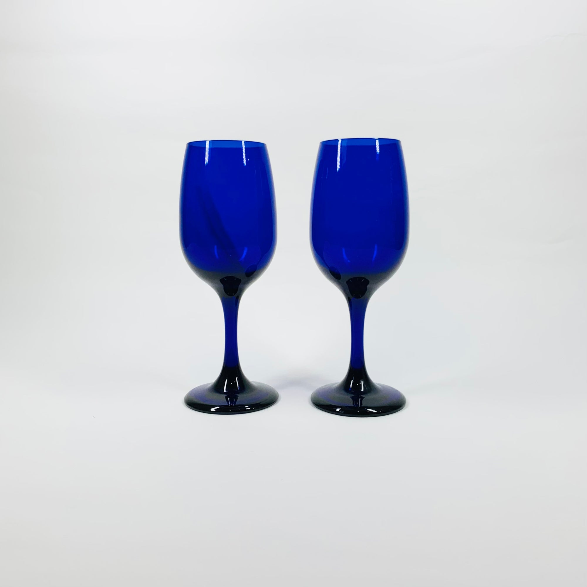 BLUE LIBBEY WINE GLASSES