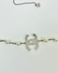 2014 CHANEL COSTUME PEARL NECKLACE WITH STATEMENT DIAMANTE CC LOGO
