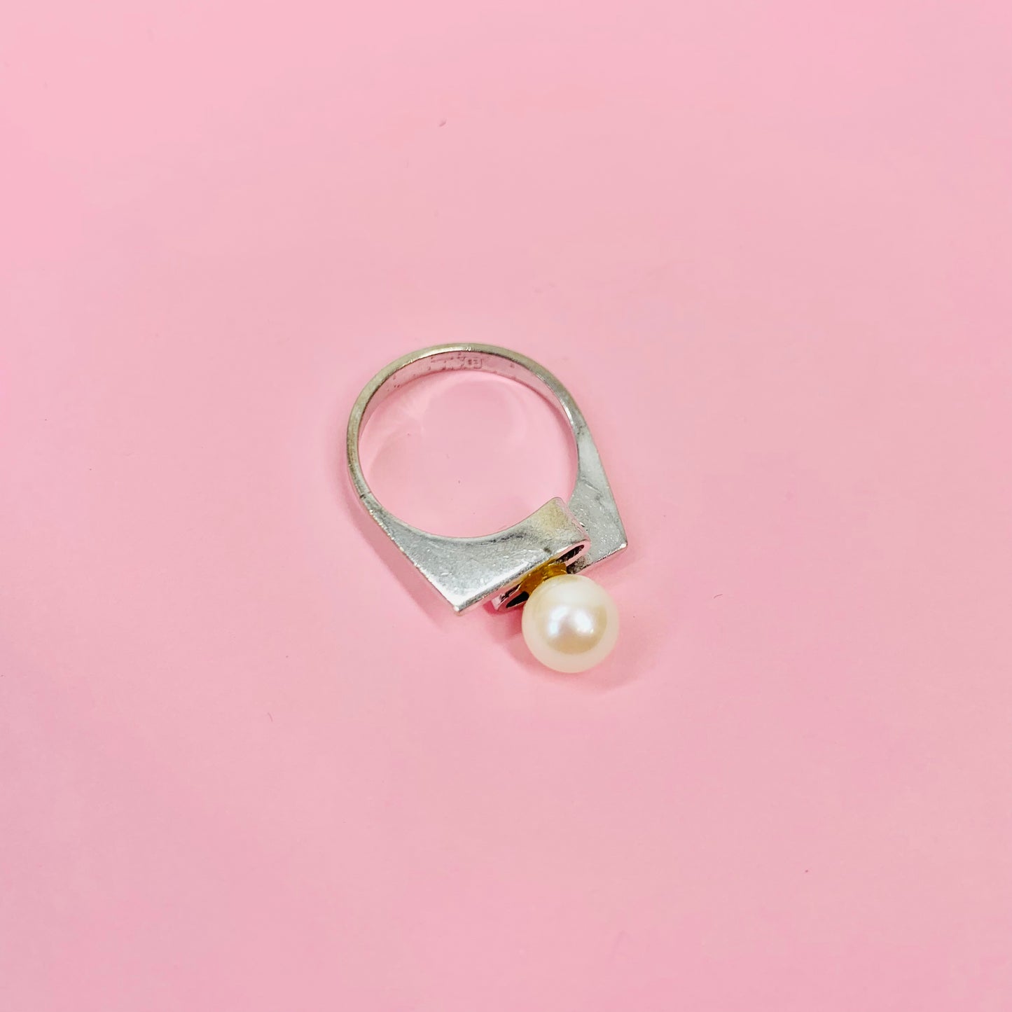 1960s modernist silver pearl ring